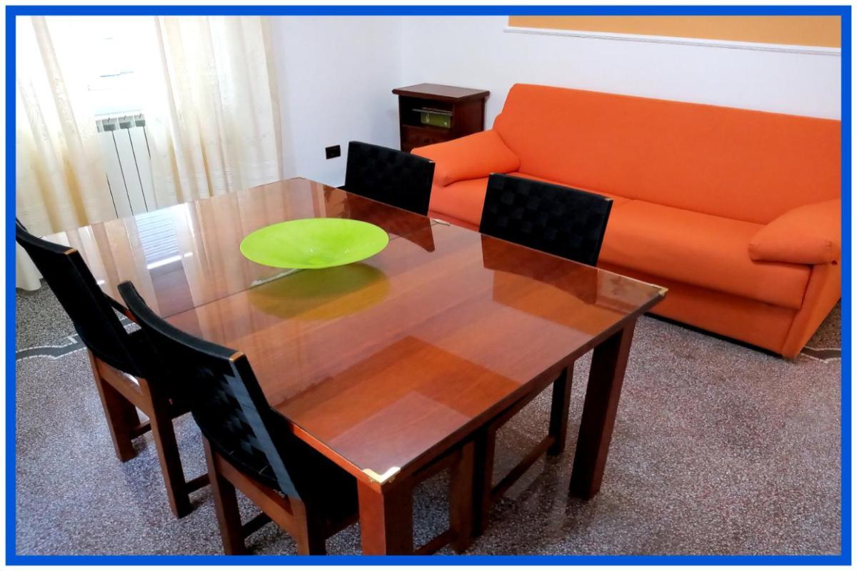La Casa Di Anna A Due Passi Dal Mare... E Non Solo Apartment วาโด ลีกูเร ภายนอก รูปภาพ