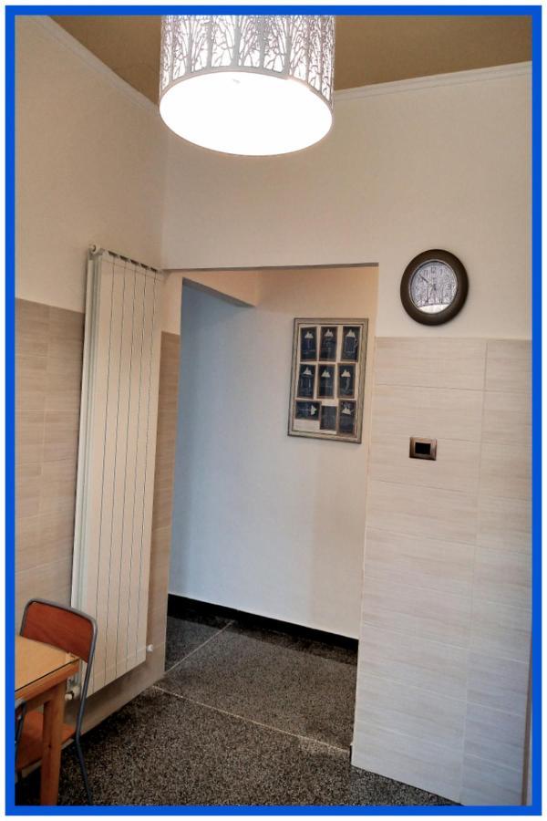 La Casa Di Anna A Due Passi Dal Mare... E Non Solo Apartment วาโด ลีกูเร ภายนอก รูปภาพ